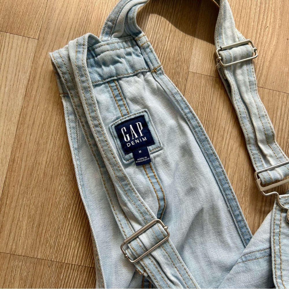 GAP Light Wash Denim Overalls Full Length - Picture 6 of 7